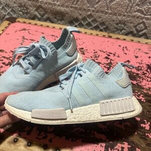 ADIDAS NMD R1 Women’s Prime knit casual ice blue shoe sz 8.5